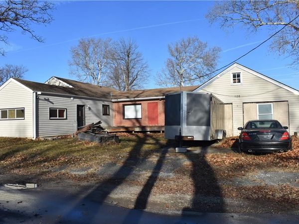 708 Lakeshore Drive, Rushville, MO 64484