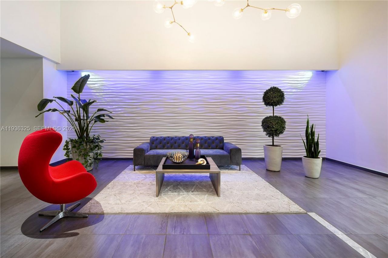 10 Aragon Ave , Unit 818, Coral Gables, FL 33134 Photo