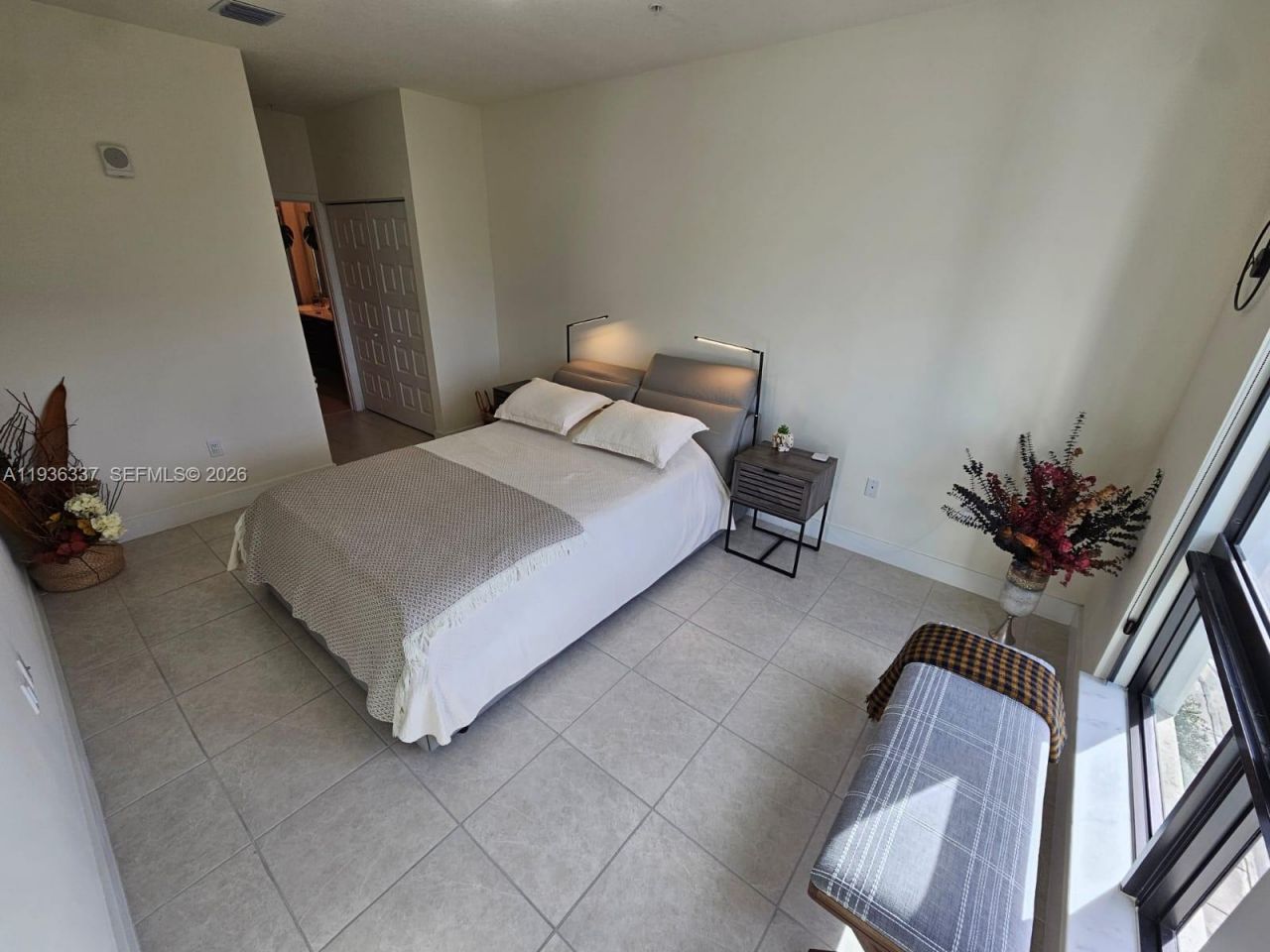 8301 NW 41st St , Unit B-402, Doral, FL 33166 Photo