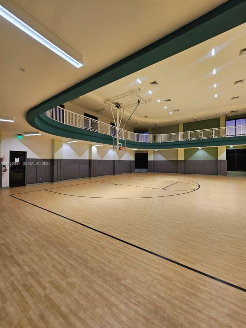 8301 NW 41st St , Unit B-402, Doral, FL 33166 Photo