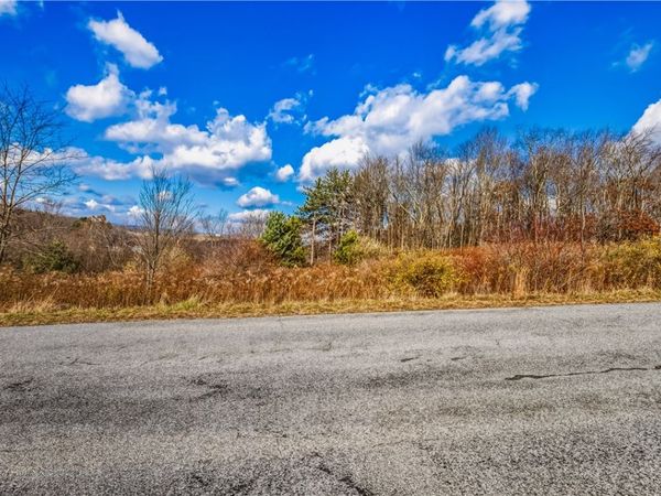 007 Oak Crest Drive, Stoystown, PA 15563