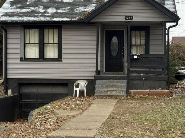 1205 S Ellis Street, Cape Girardeau, MO 63703