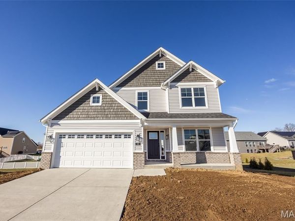 305 Frontenac Road, O'Fallon, IL 62269