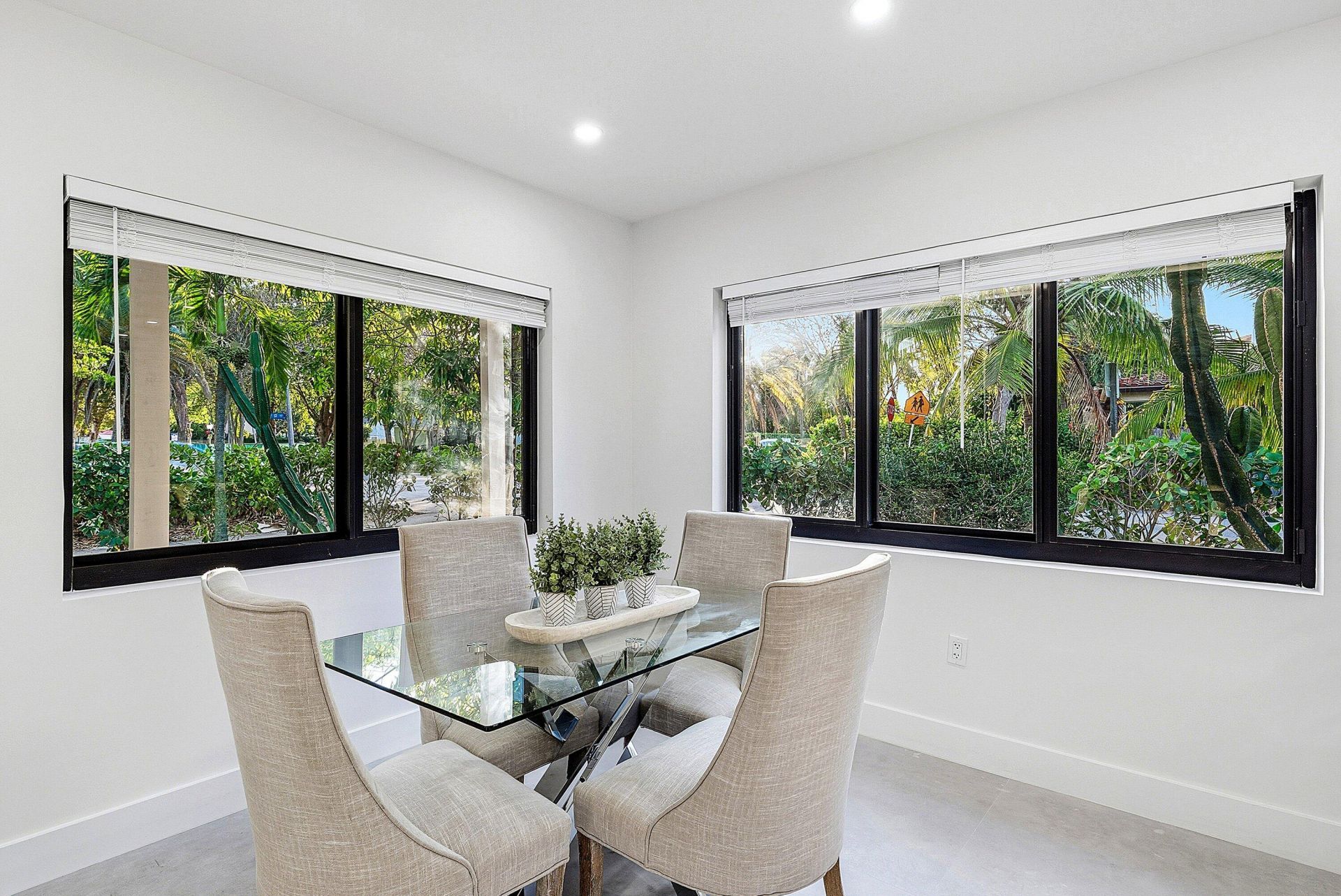 447 36th Street, West Palm Beach, FL 33407 Photo