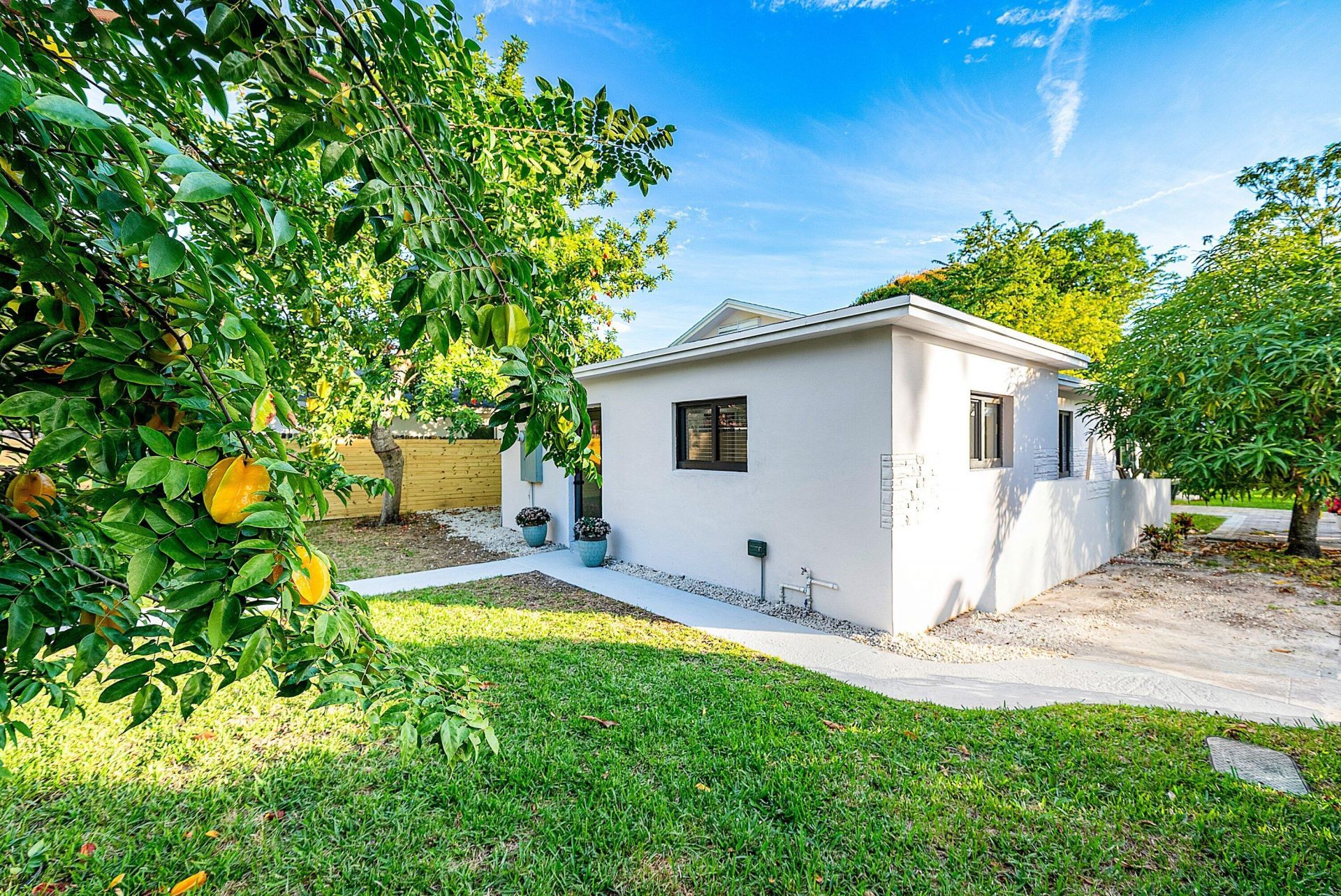 447 36th Street, West Palm Beach, FL 33407 Photo