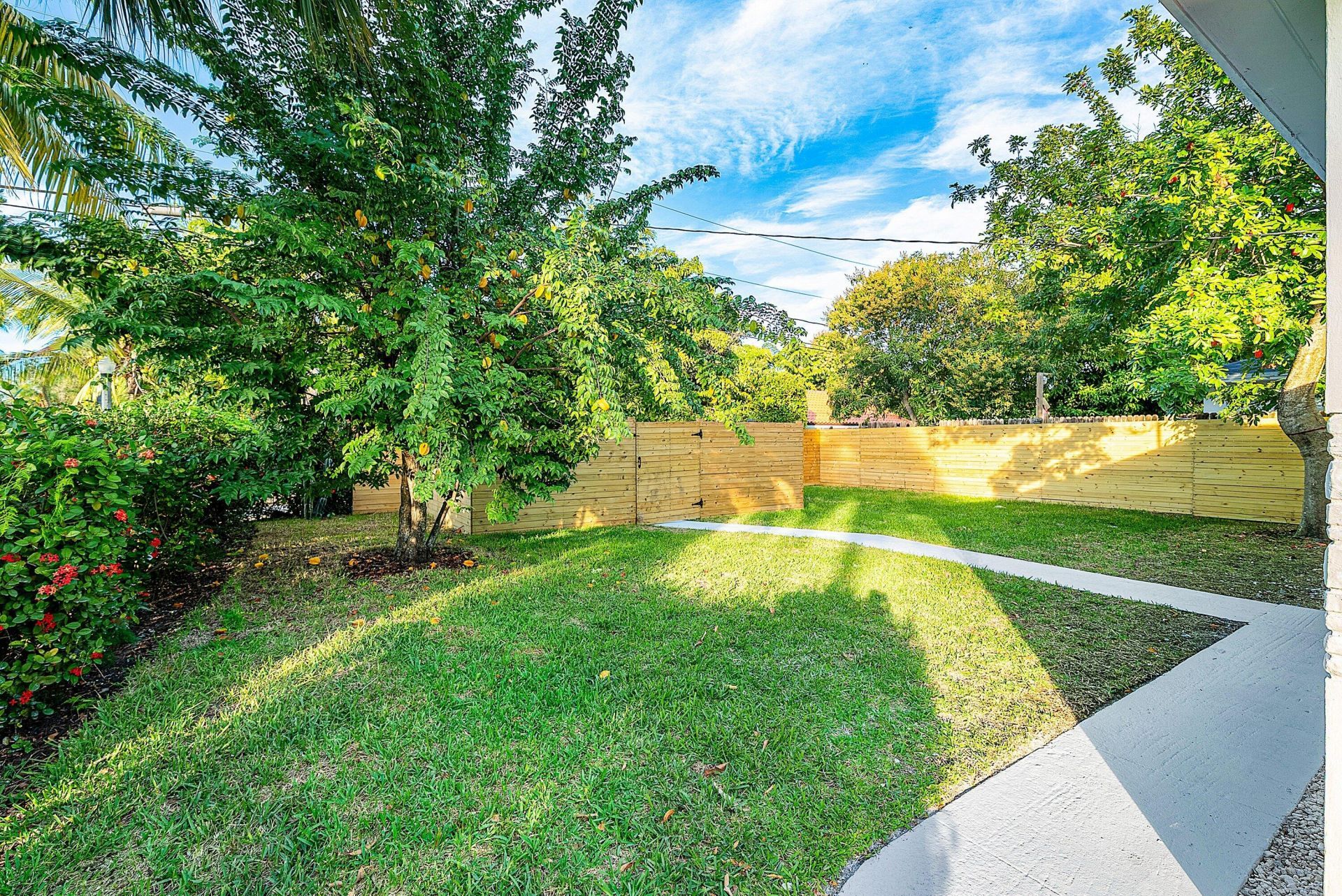 447 36th Street, West Palm Beach, FL 33407 Photo