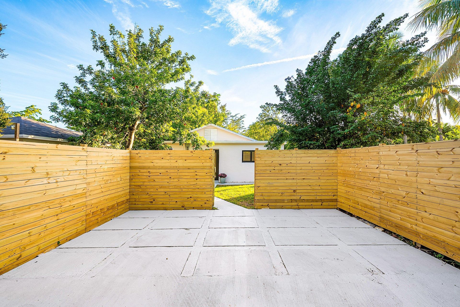 447 36th Street, West Palm Beach, FL 33407 Photo