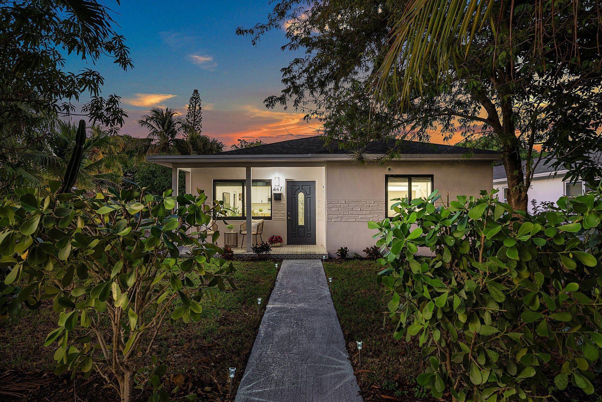 447 36th Street, West Palm Beach, FL 33407 Photo