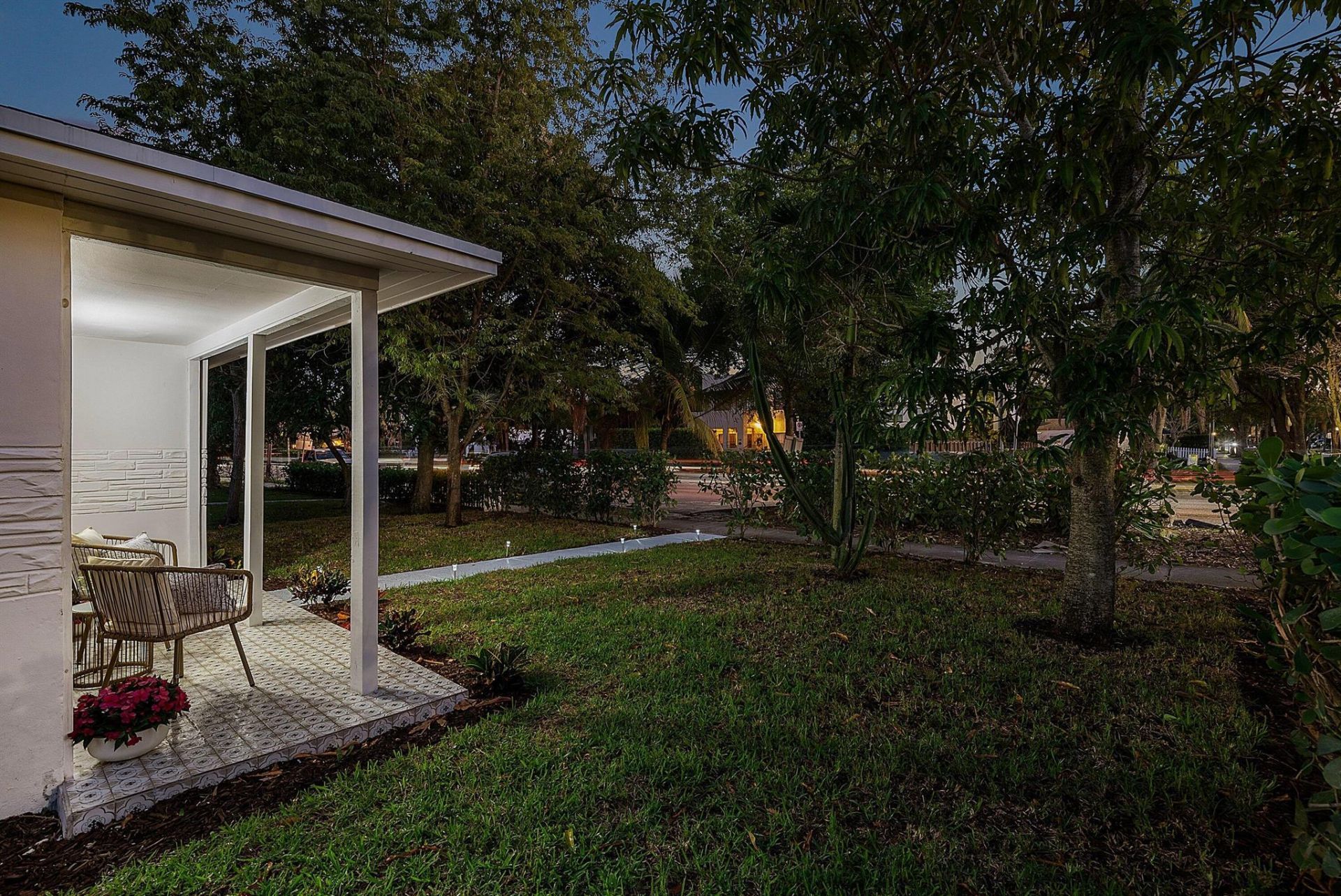 447 36th Street, West Palm Beach, FL 33407 Photo