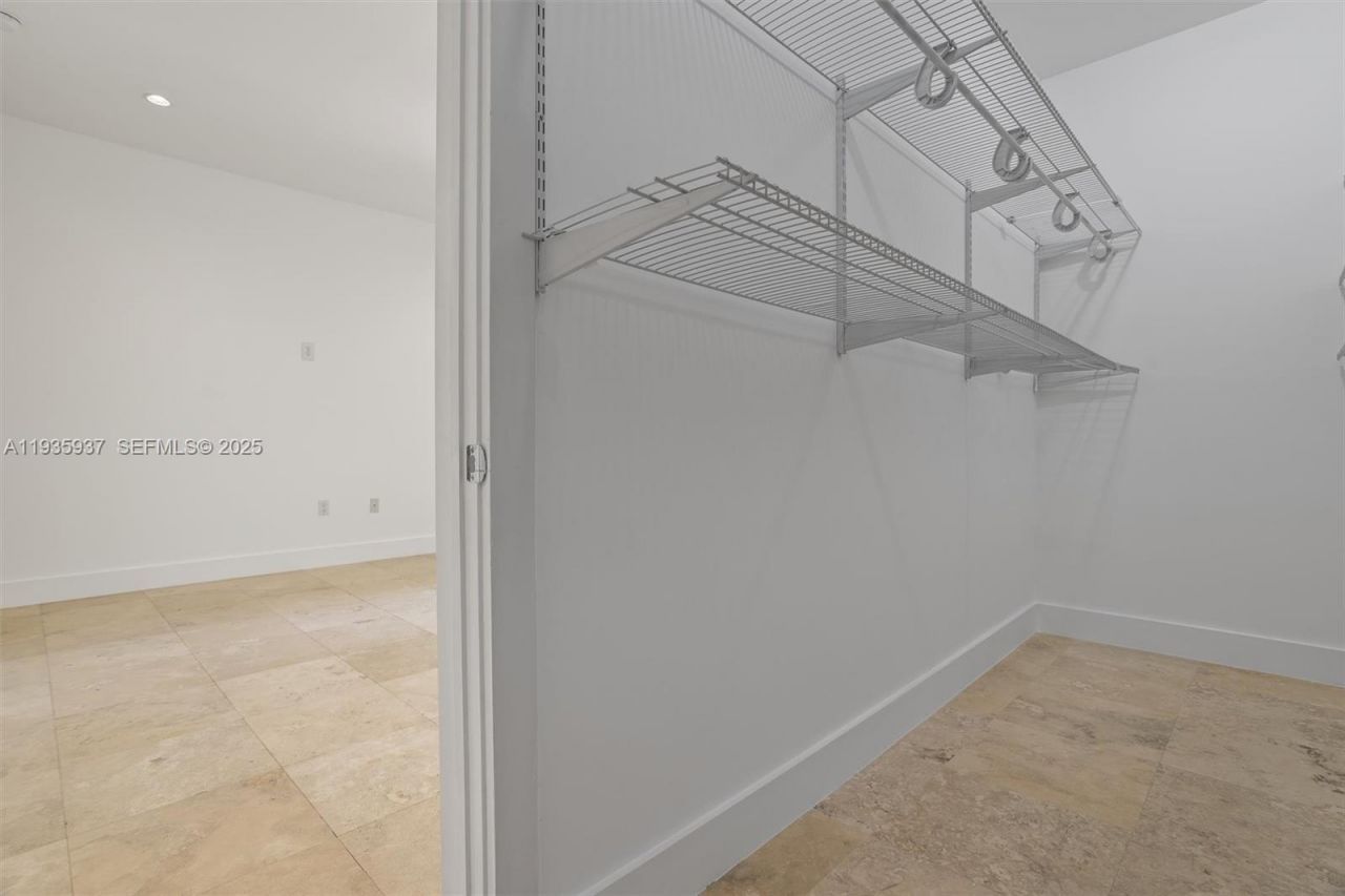 2784 SW 34th Ave, Miami, FL 33133 Photo