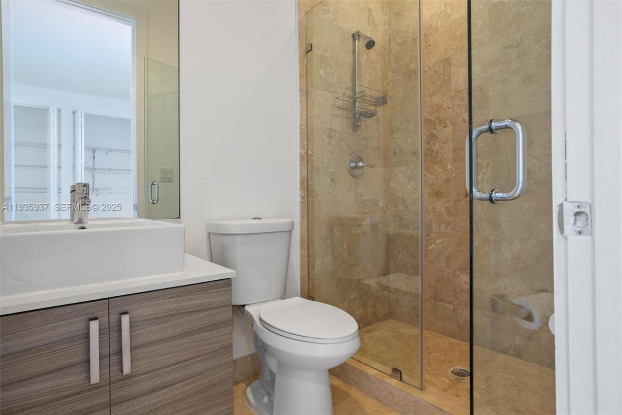 2784 SW 34th Ave, Miami, FL 33133 Photo