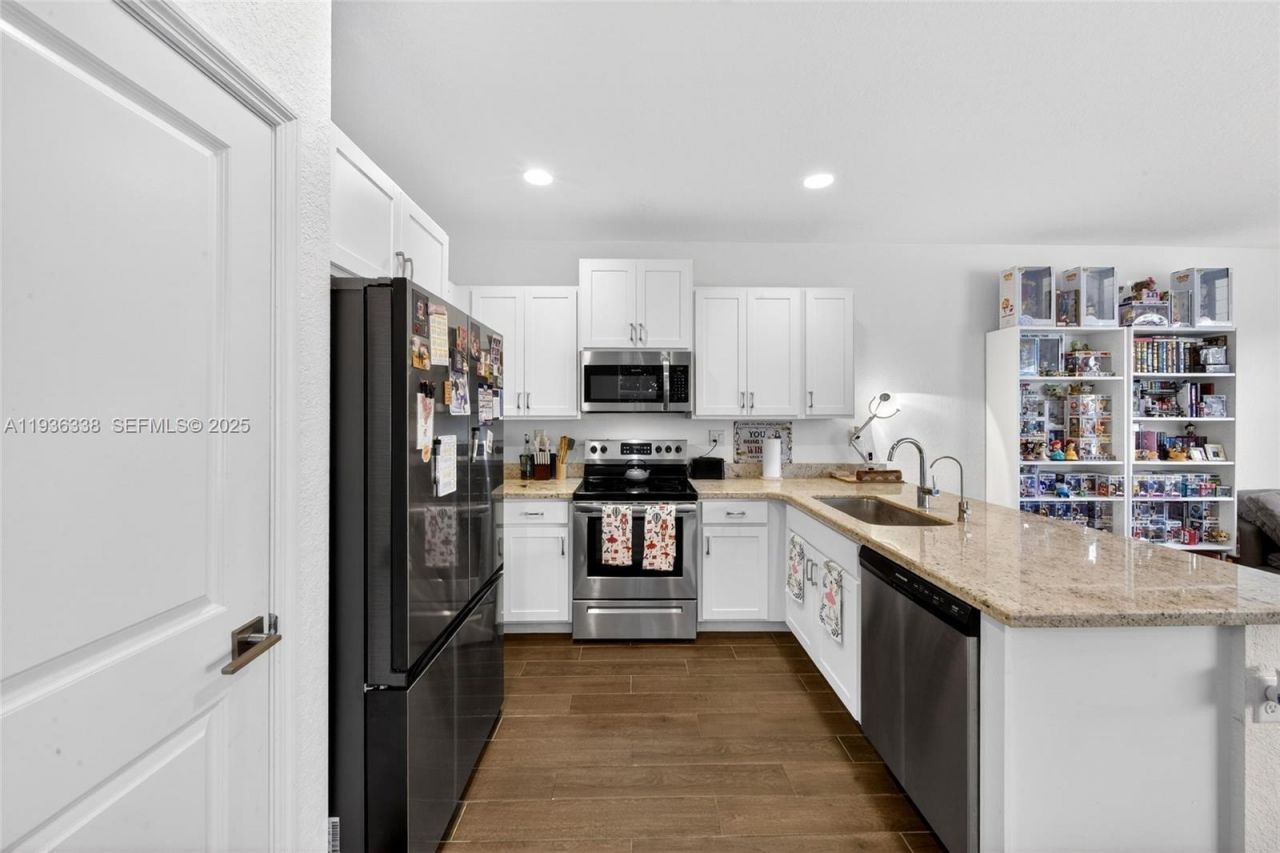 1420 SE 24th Ter, Homestead, FL 33035 Photo