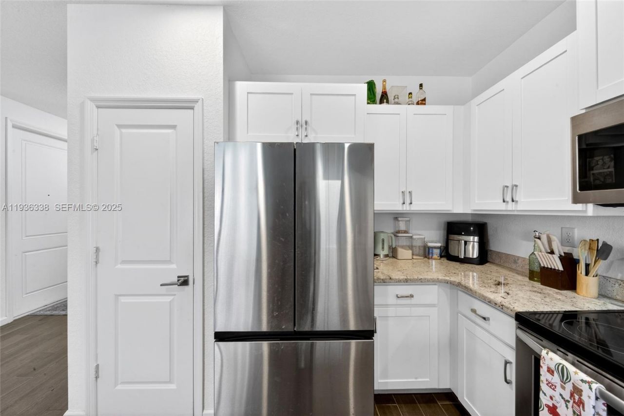 1420 SE 24th Ter, Homestead, FL 33035 Photo