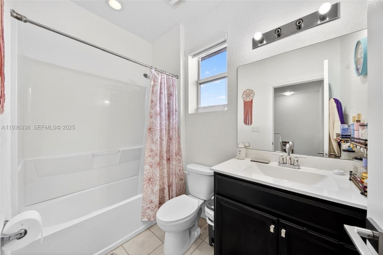 1420 SE 24th Ter, Homestead, FL 33035 Photo