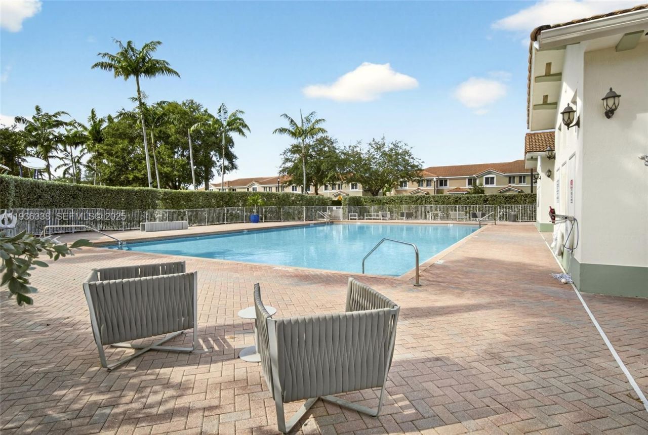 1420 SE 24th Ter, Homestead, FL 33035 Photo