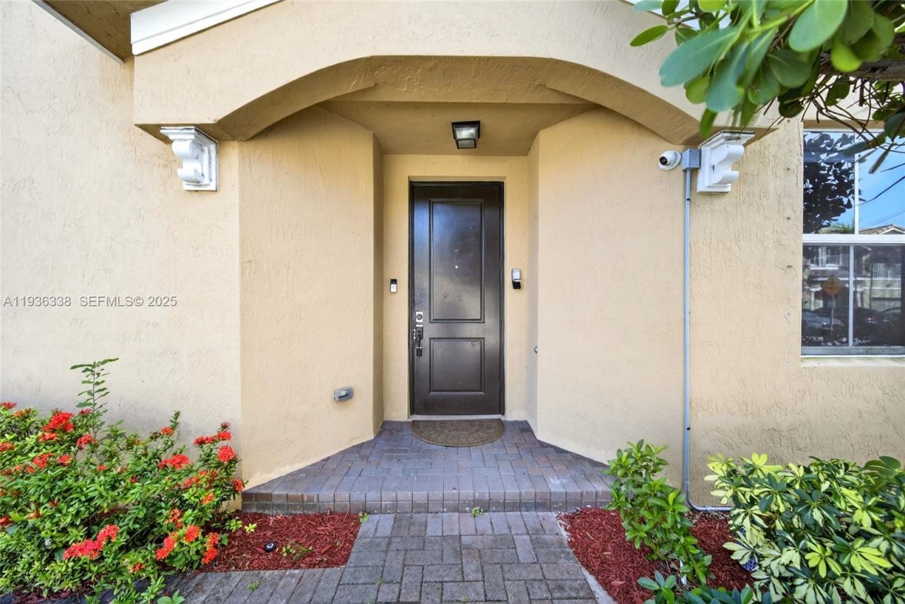 1420 SE 24th Ter, Homestead, FL 33035 Photo