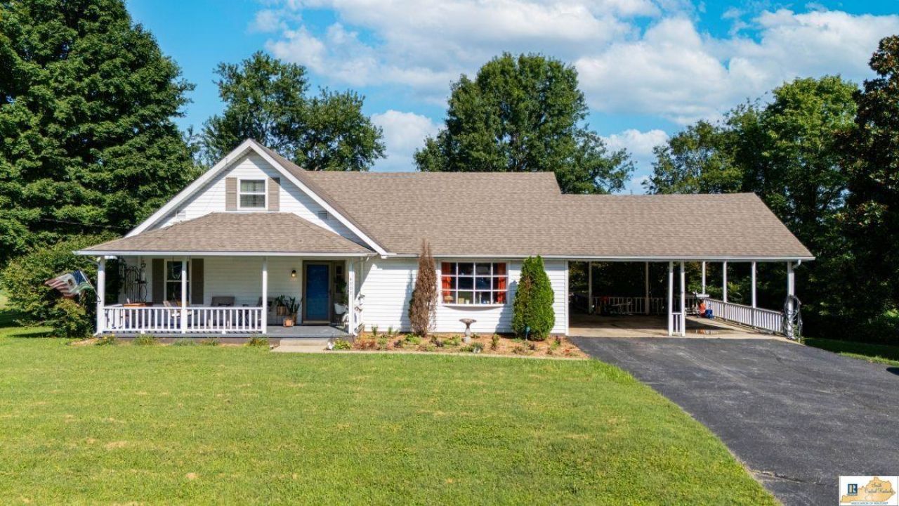 4993 S Jackson Highway, Horse Cave, KY 42749 Main Photo