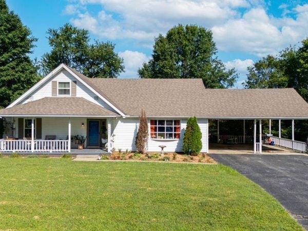 4993 S Jackson Highway, Horse Cave, KY 42749