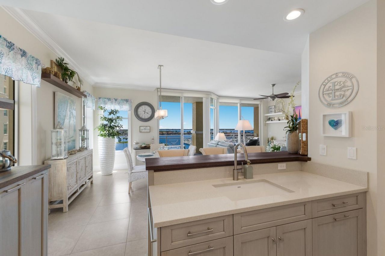 130 Riviera Dunes Way, Unit 601, Palmetto, FL 34221 Photo