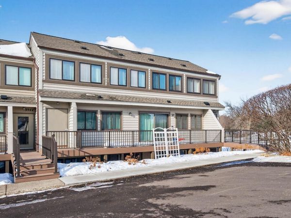 8940 Neill Lake Road, Unit 135E, Eden Prairie, MN 55347