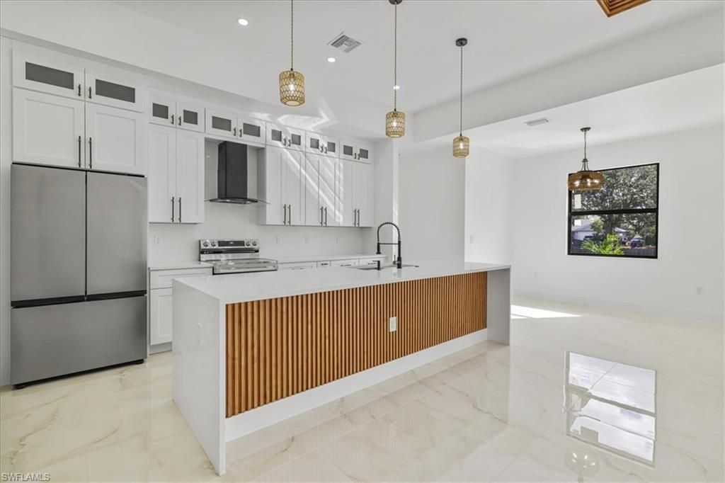 2400 Conroy Ave N, Lehigh Acres, FL 33971 Photo