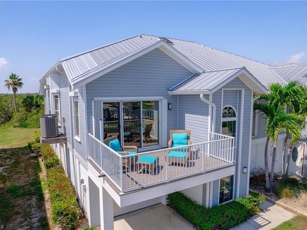 12142 Siesta DR, FORT MYERS BEACH, FL 33931