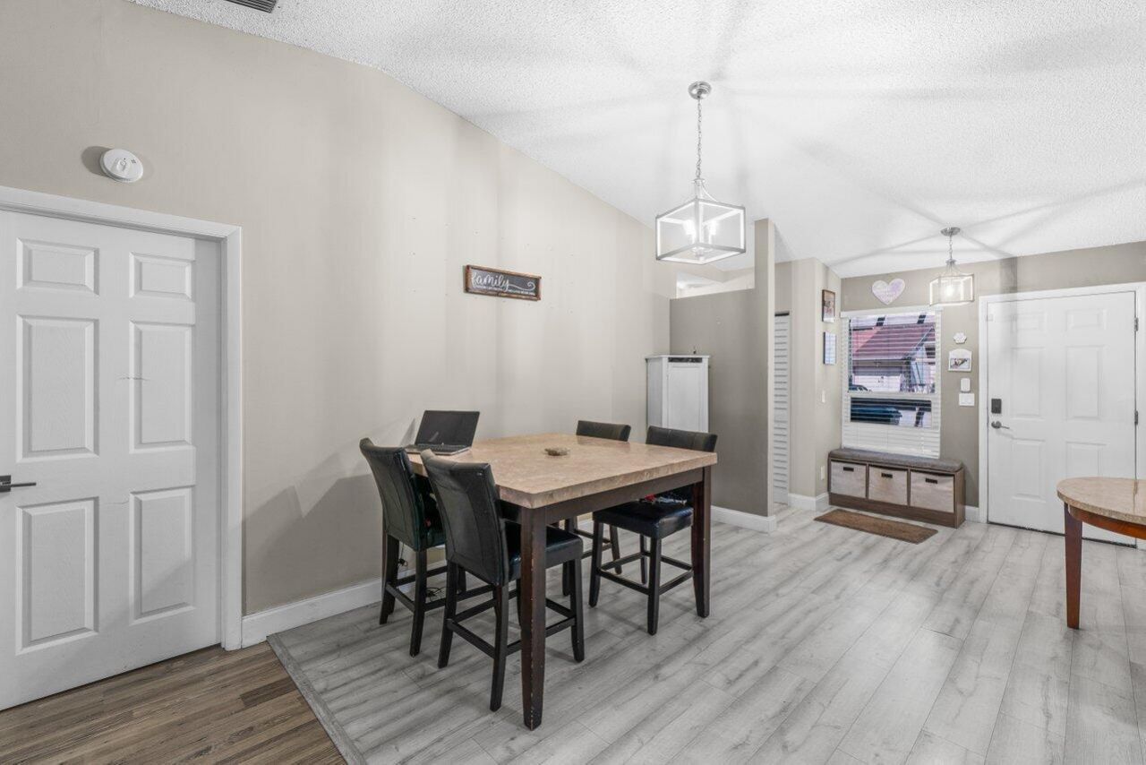 18 Winchmore Lane, Boynton Beach, FL 33426 Photo