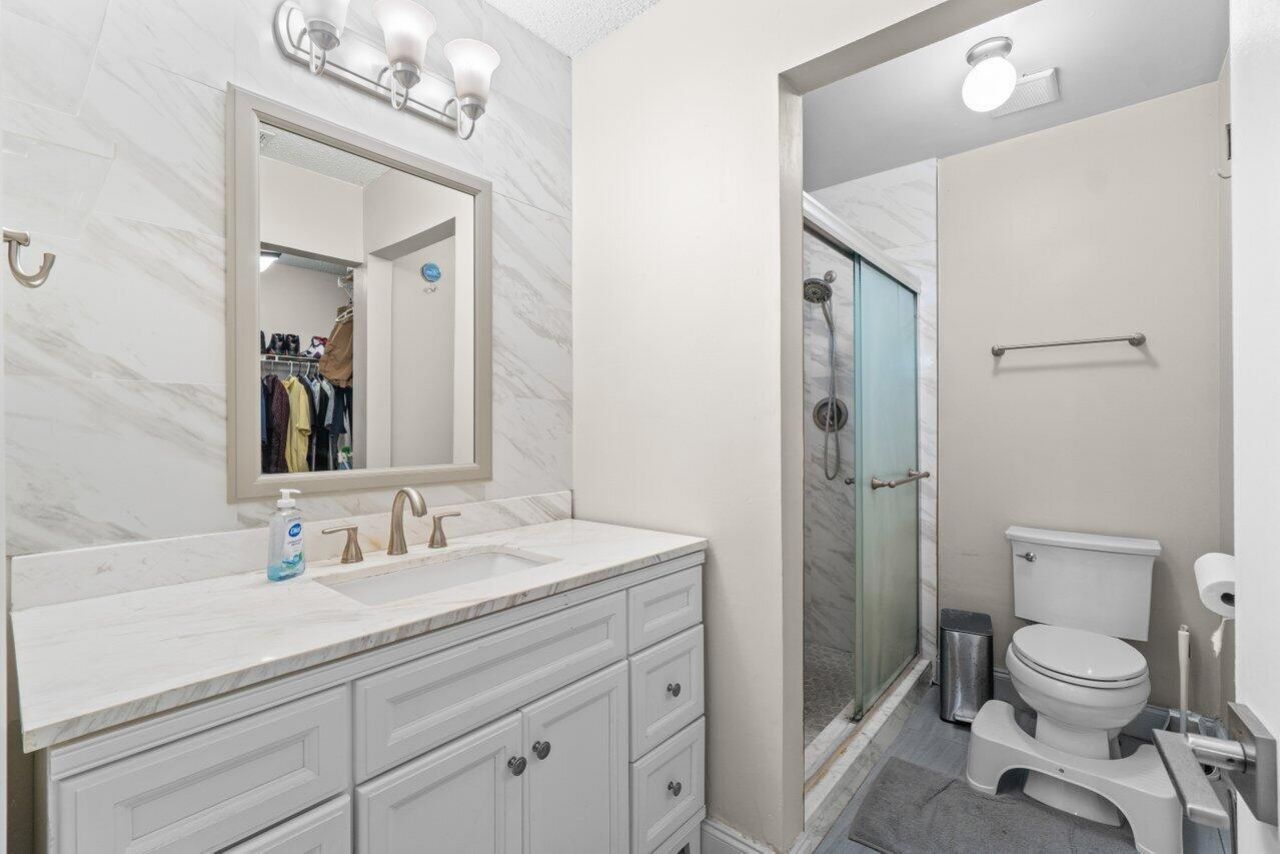 18 Winchmore Lane, Boynton Beach, FL 33426 Photo