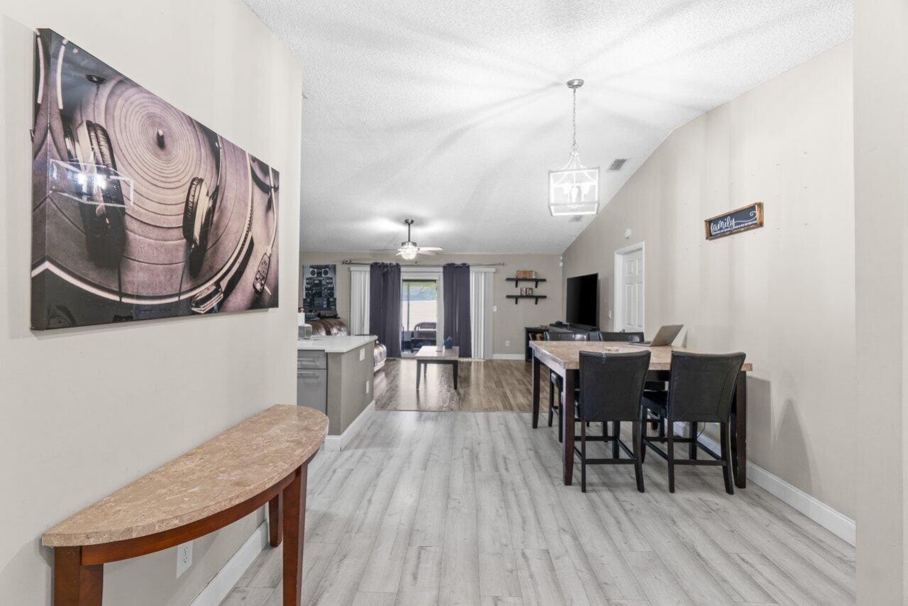 18 Winchmore Lane, Boynton Beach, FL 33426 Photo