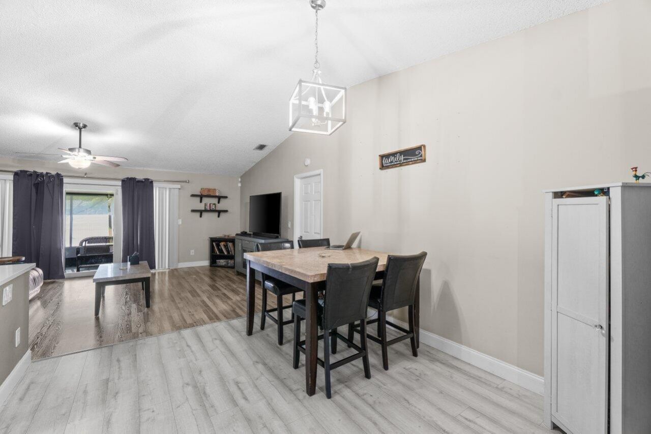 18 Winchmore Lane, Boynton Beach, FL 33426 Photo