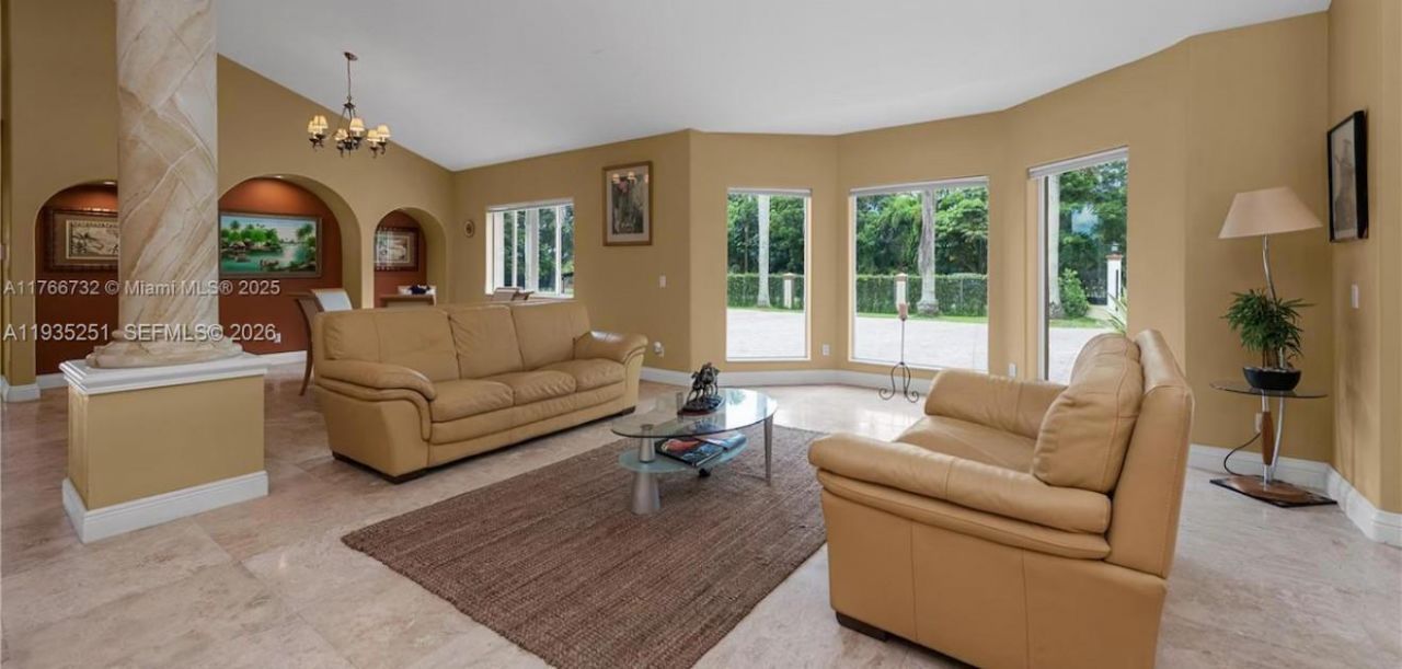 19701 SW 197th Ave , Miami, FL 33187 Photo