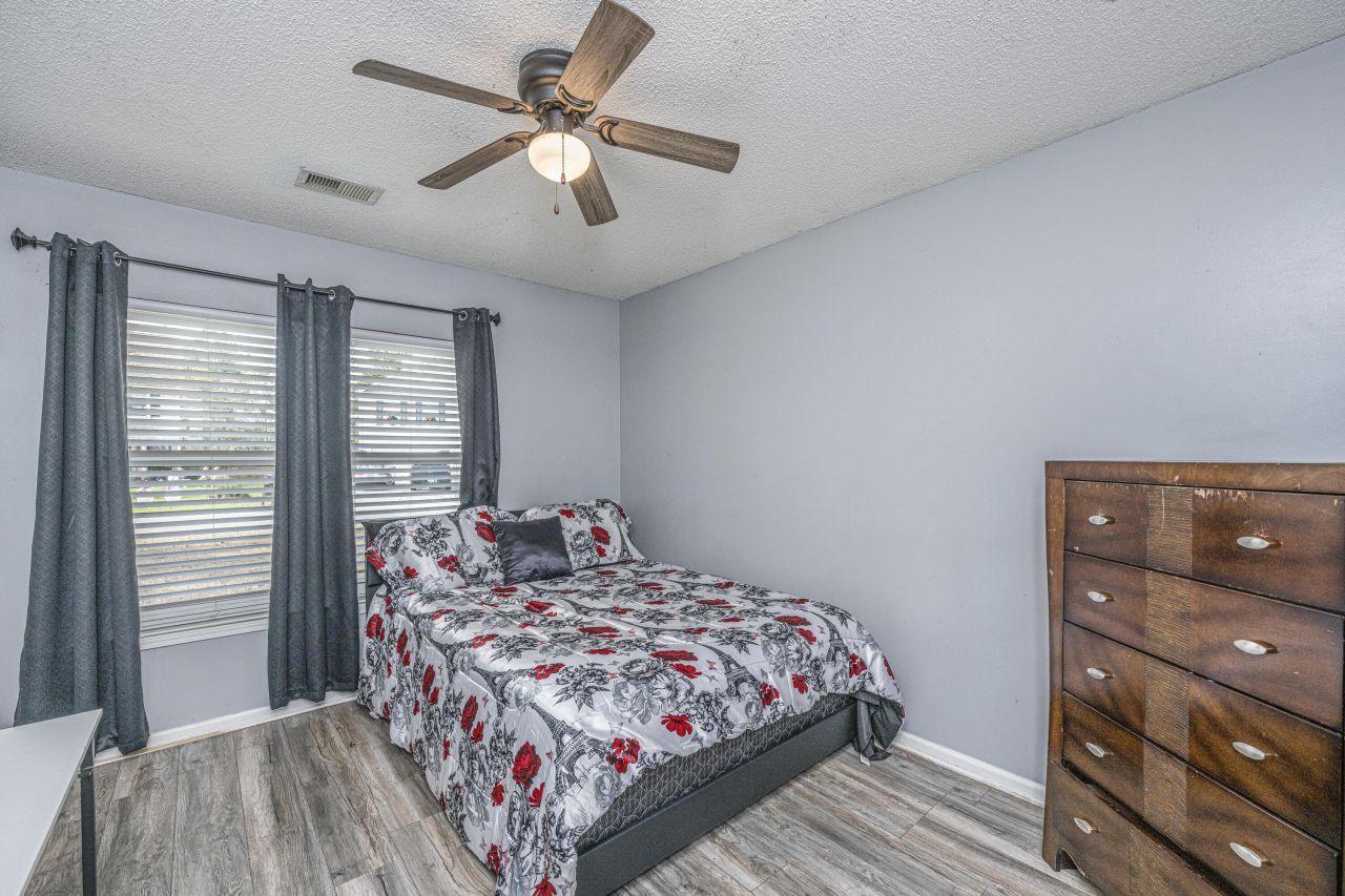 2010 Cripplecreek Drive Photo 13