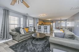 2010 Cripplecreek Drive photo 4