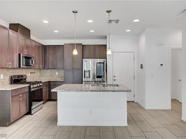 985 Via Lombardi Avenue, Henderson, NV 89011