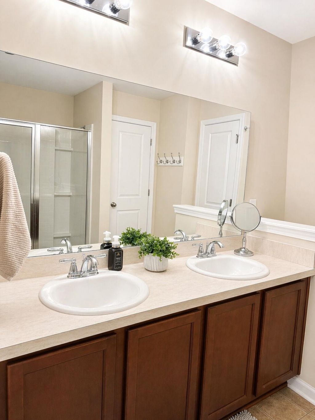 8754 Pasture Court Photo 12