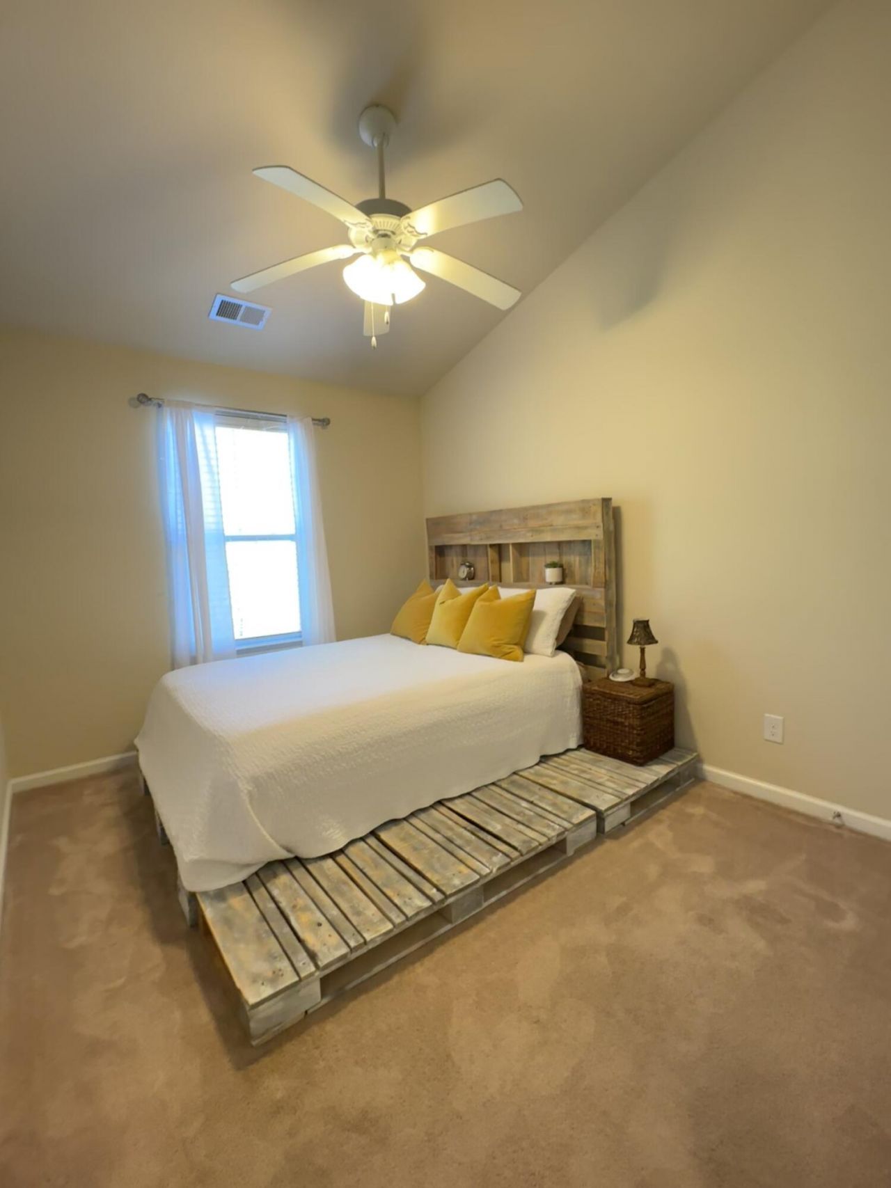 8754 Pasture Court Photo 16