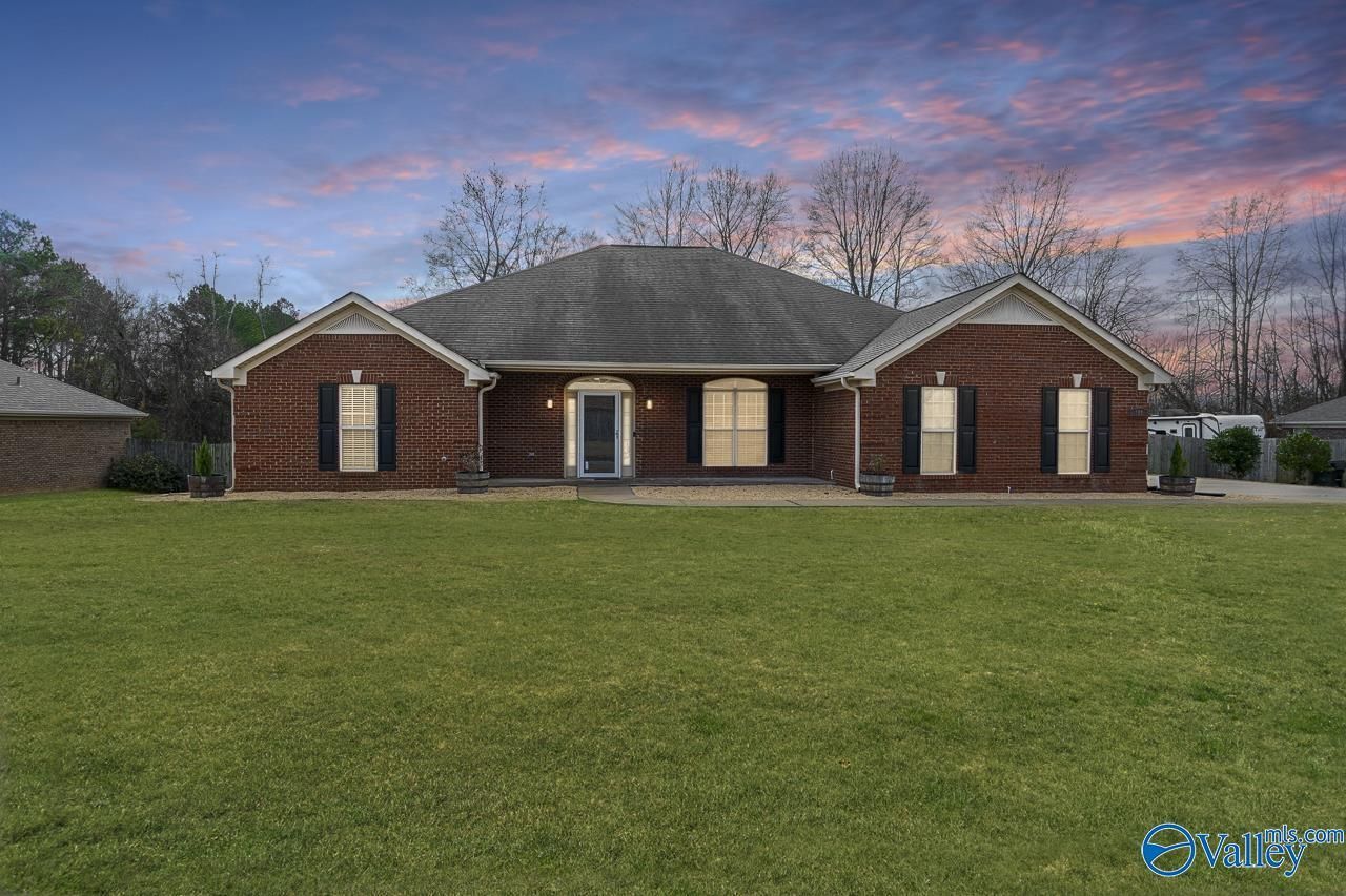 108 Shallowhill Road, Huntsville, AL 35811 Main Photo