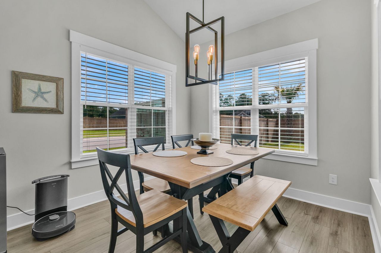 228 Fiddleback Drive Photo 11