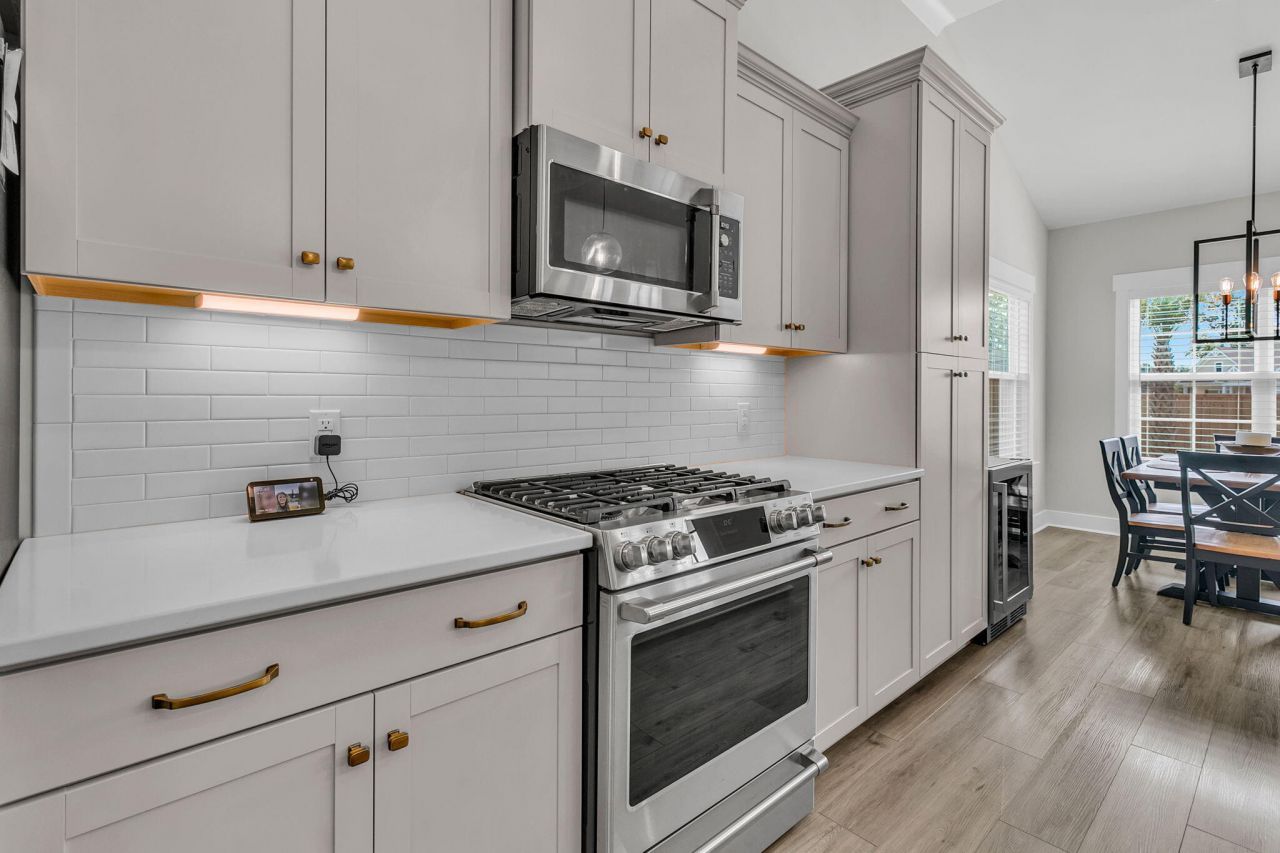 228 Fiddleback Drive Photo 9