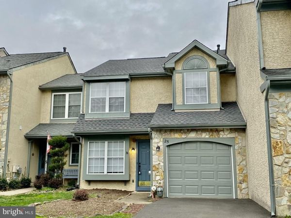 25 SEQUOIA DRIVE, NEWTOWN, PA 18940
