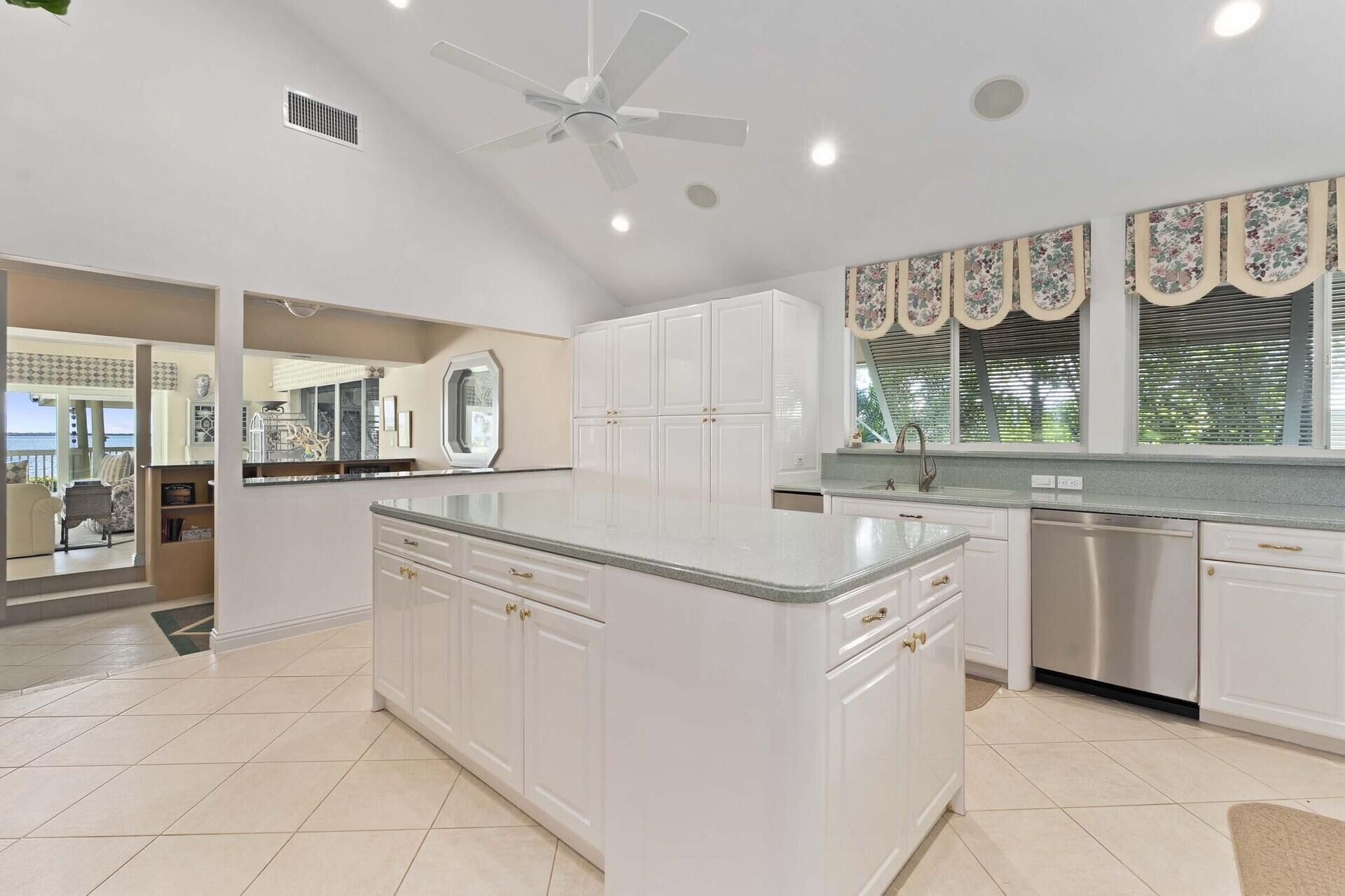 76 S Sewalls Point Road, Stuart, FL 34996 Photo