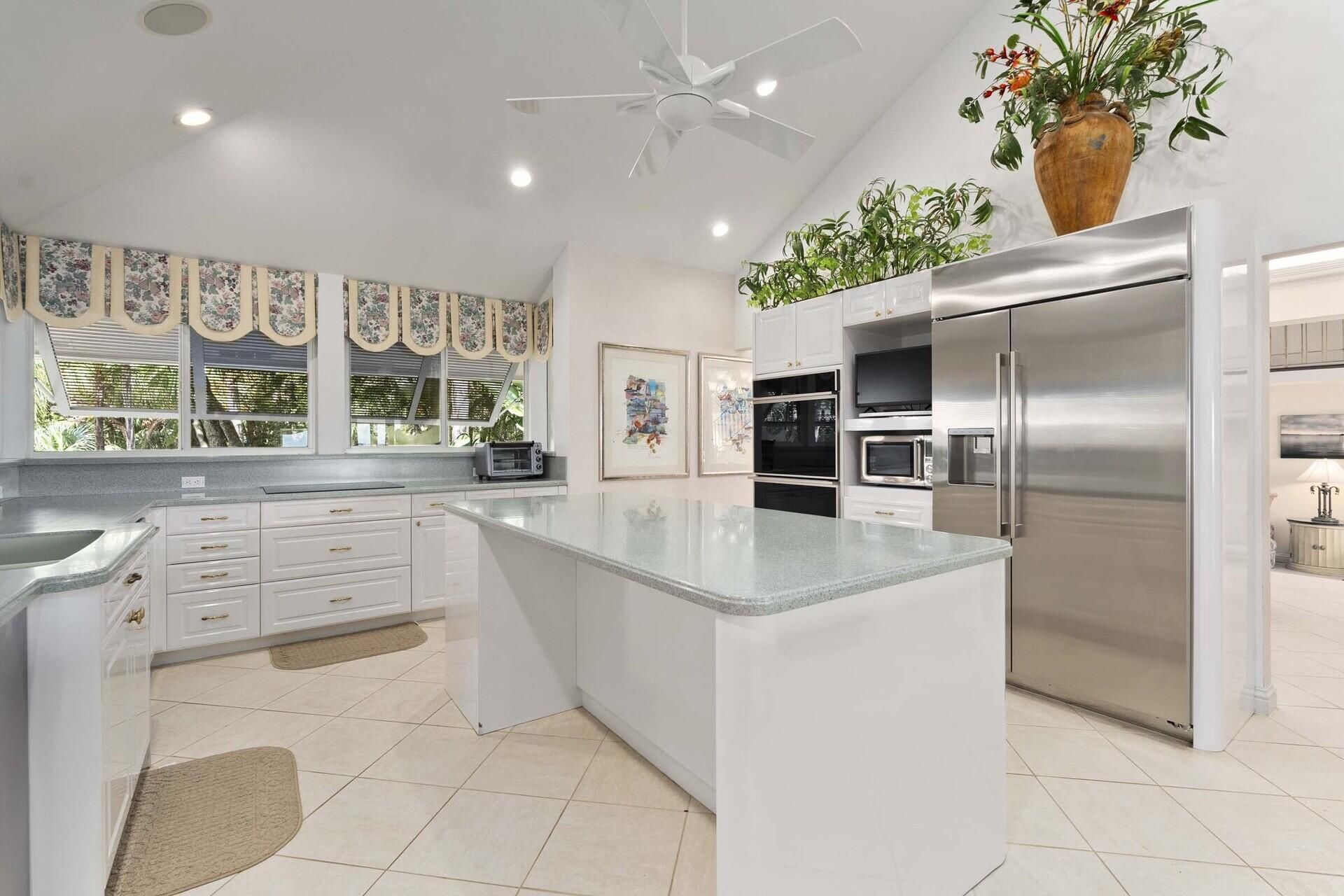 76 S Sewalls Point Road, Stuart, FL 34996 Photo