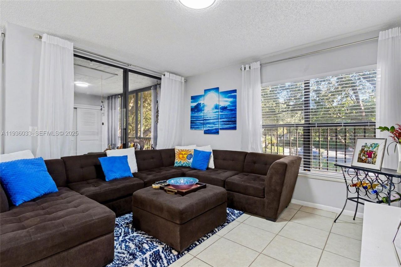 4534 S Carambola Cir S, Unit 27275, Coconut Creek, FL 33066 Photo