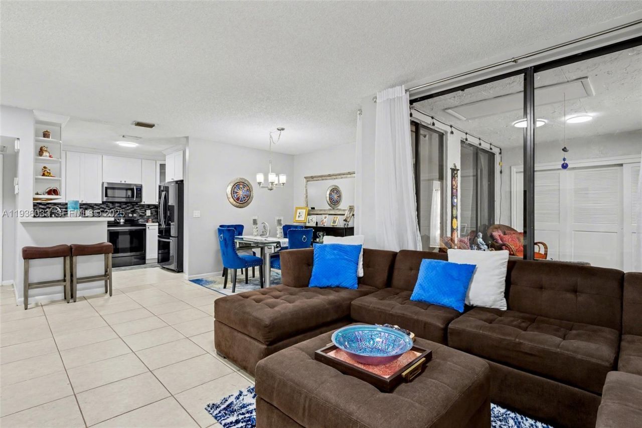 4534 S Carambola Cir S, Unit 27275, Coconut Creek, FL 33066 Photo