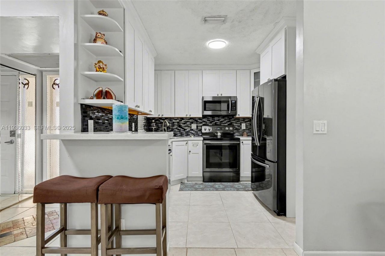 4534 S Carambola Cir S, Unit 27275, Coconut Creek, FL 33066 Photo