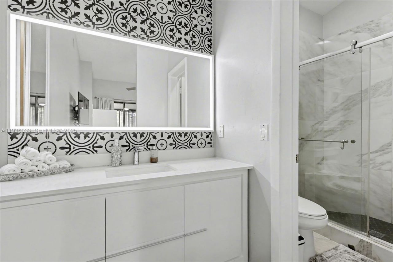 4534 S Carambola Cir S, Unit 27275, Coconut Creek, FL 33066 Photo