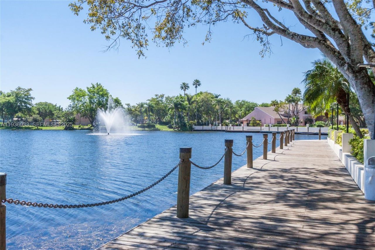 4534 S Carambola Cir S, Unit 27275, Coconut Creek, FL 33066 Photo