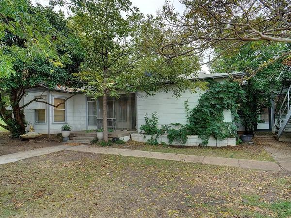 1000 Southeast Parkway, Azle, TX 76020