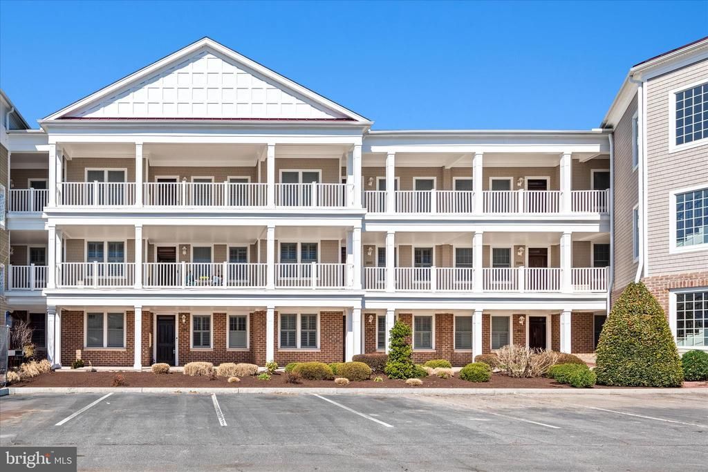 2102 POINTS REACH, OCEAN PINES, MD 21811