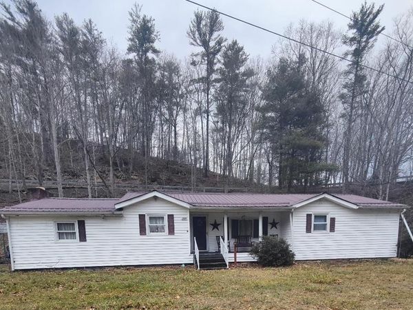 1249 Goodwins Chapel Road, Princeton, WV 24739